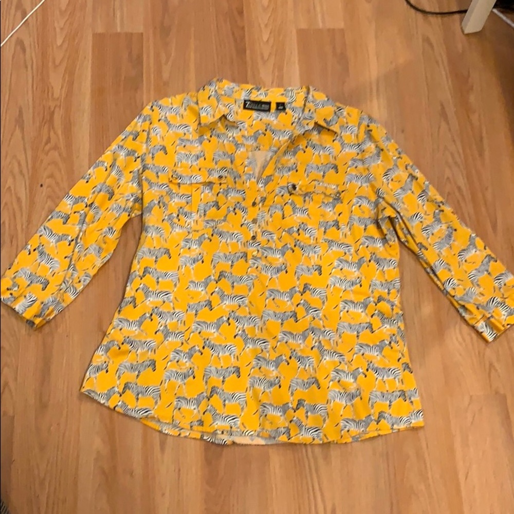Zebra Print yellow shirt NY&Co size L